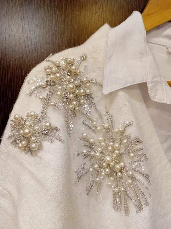 Sweater cardigan piedras