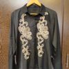 Camisa Bordada con Lentejuelas
