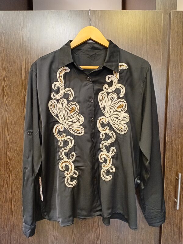 Camisa Bordada con Lentejuelas
