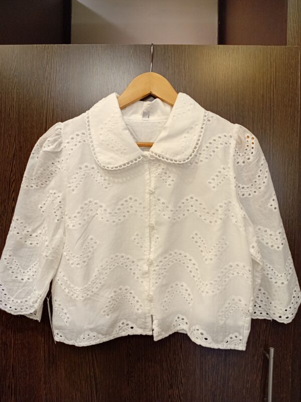 Camisa Broderie Corta