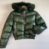 Campera de abrigo corta metalizada