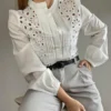 Camisa Broderie cuello mao