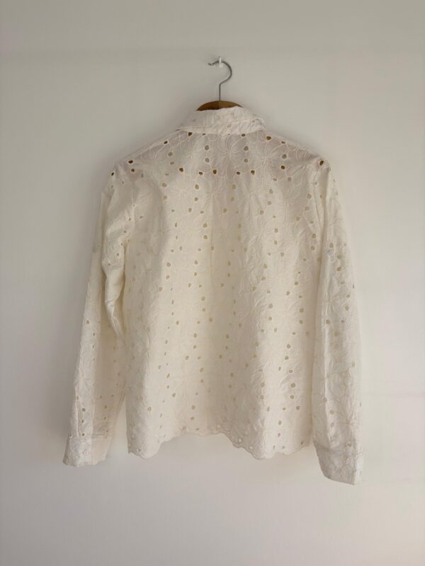 Camisa con flores Broderie Talles Grandes