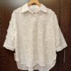 Camisa Aplique de Flores Talles Grandes