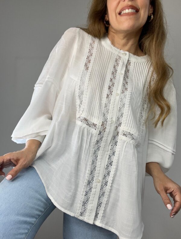 b2355887-c652-41f0-b90f-b5aa7ae96275 3 Blusa Manga Globo con Puntilla