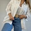 Camisa Aplique de Flores Talles Grandes