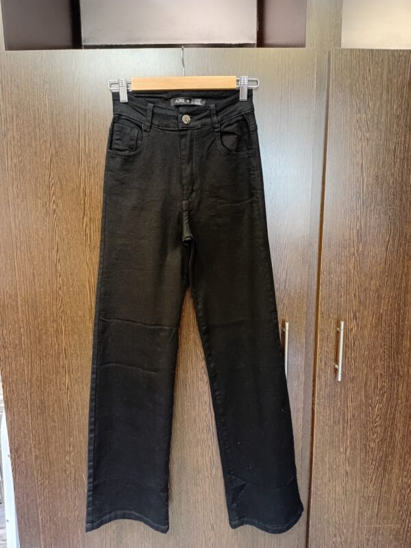 20250702_142901 Jean wide leg talles grandes