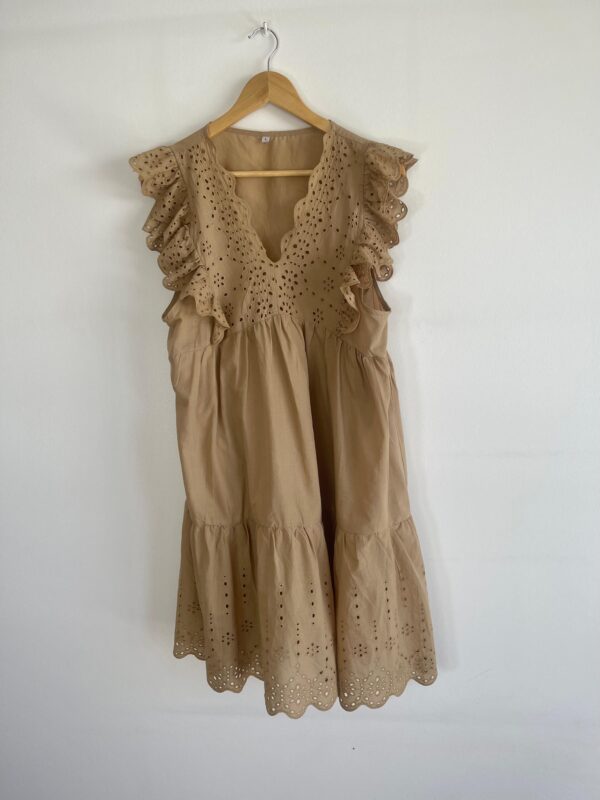 Imagen de WhatsApp 2025-10-03 a las 14.37.37_e987a2b7 6 Vestido Broderie Volados