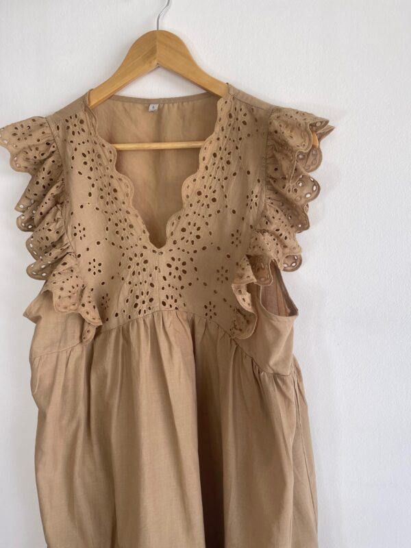Imagen de WhatsApp 2025-10-03 a las 14.37.44_e3bbe0ed 7 Vestido Broderie Volados