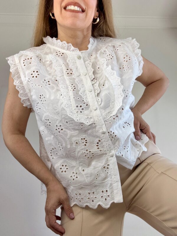 Blusa cuello mao broderie