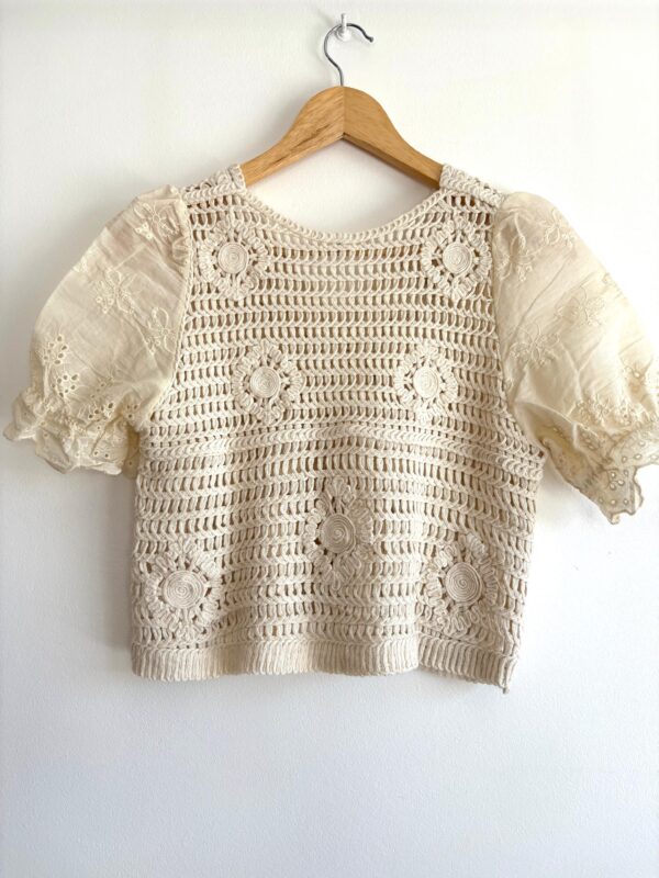 WhatsApp Image 2025-11-25 at 14.29.19 5 Blusa crochet manga princesa