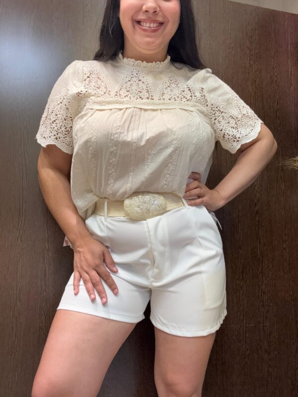 Blusa broderie combinada puntillas tejidas