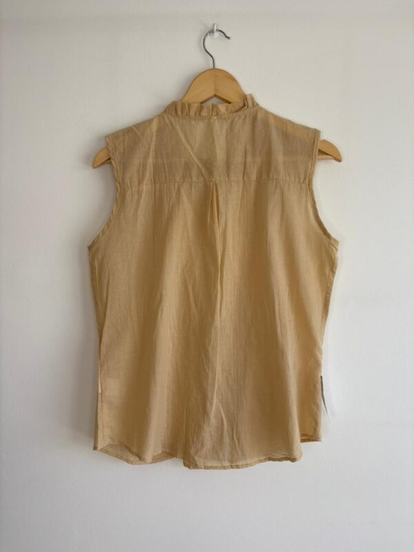 Blusa sin mangas broderie