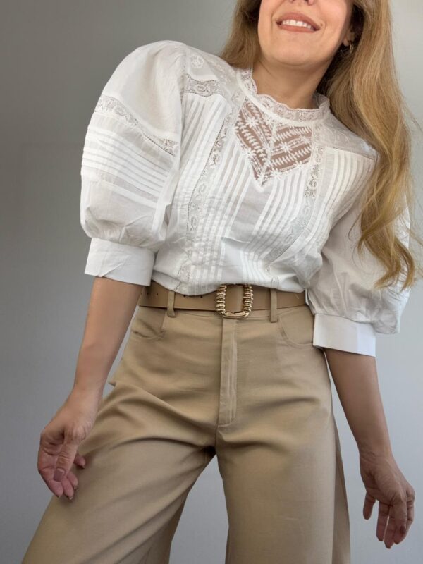 Blusa manga princesa encaje bordado