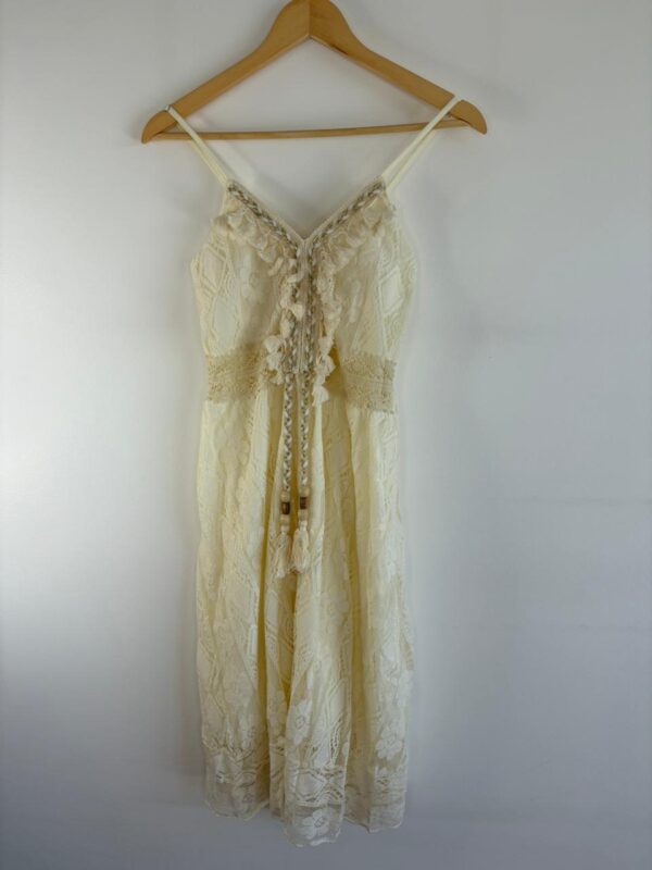 WhatsApp Image 2026-01-23 at 13.05.13 6 Vestido corto encaje puntillas