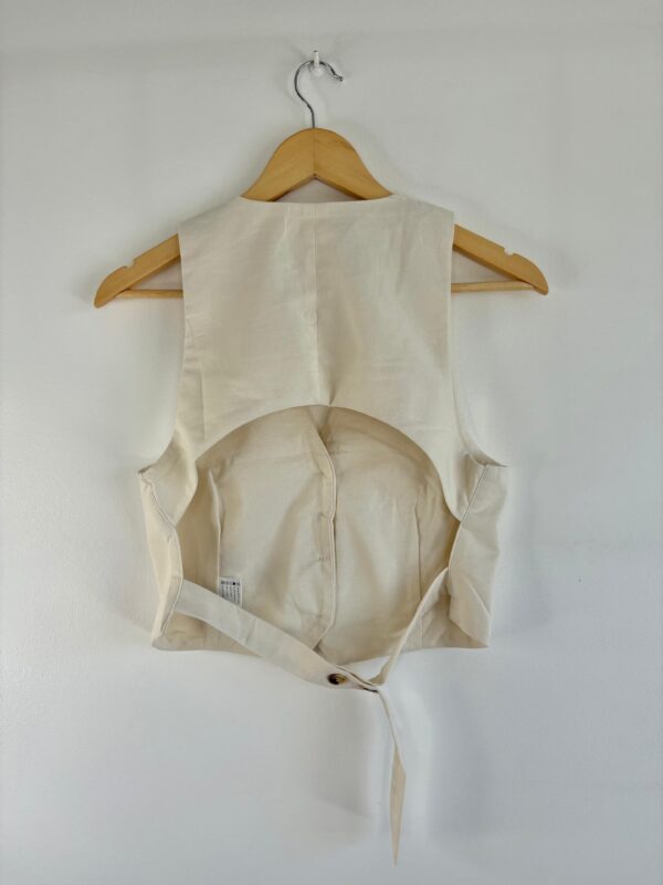 WhatsApp Image 2026-01-23 at 17.09.51 7 Chaleco sastrero lino espalda descubierta