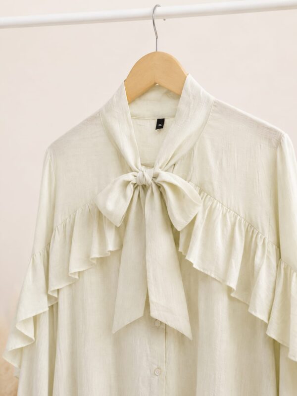 Blusa lazo con volados