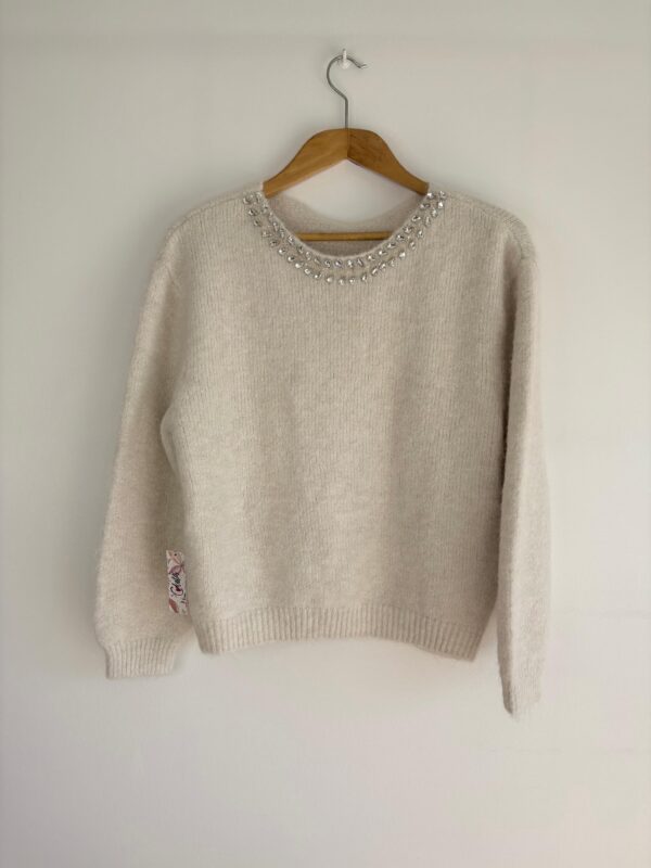 WhatsApp Image 2026-03-10 at 15.31.20 5 Sweater piedras