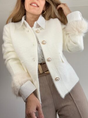 WhatsApp Image 2026-03-10 at 15.34.12 1 saco lana con apliques