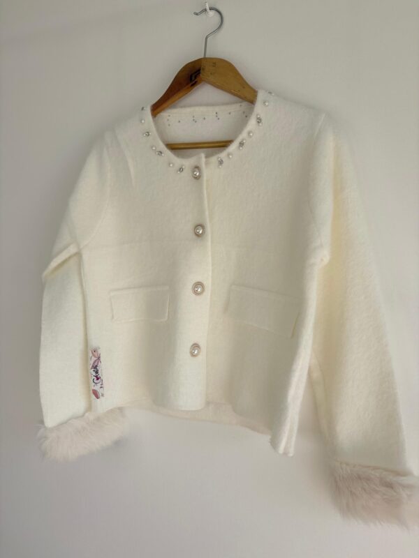 saco lana con apliques