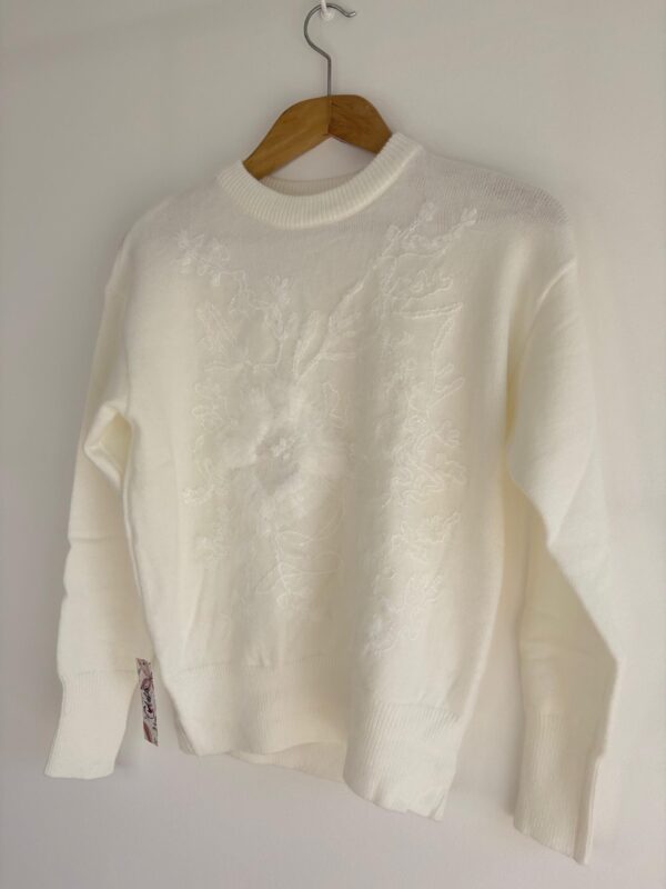 Sweater bordado