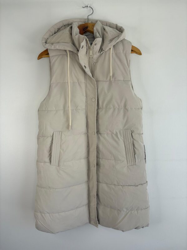 WhatsApp Image 2026-03-10 at 15.55.24 8 Chaleco largo