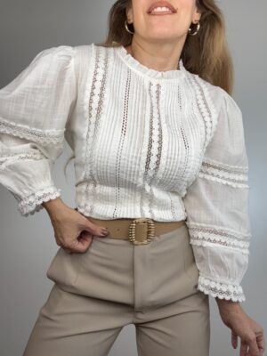 Blusa puntillas manga globo