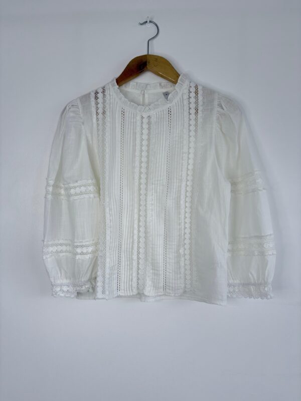 Blusa puntillas manga globo