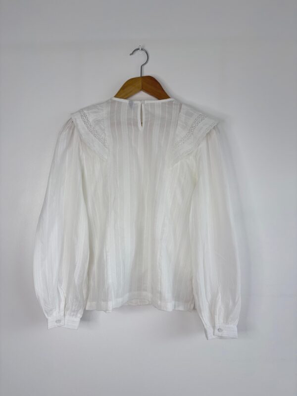 WhatsApp Image 2026-03-25 at 15.41.35 6 Blusa puntillas volados