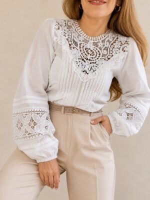 WhatsApp Image 2026-07-29 at 13.12.02 1 Blusa con puntilla