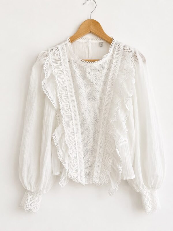 Blusa tul volados y puntillas