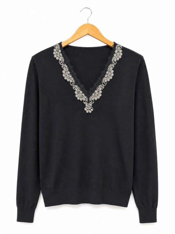 WhatsApp Image 2026-07-27 at 18.18.21 4 Sweater aplique piedras