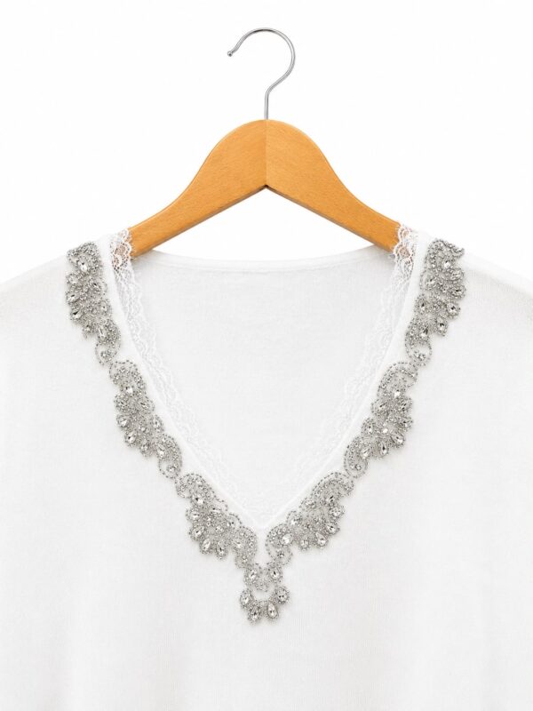 WhatsApp Image 2026-07-27 at 18.19.43 4 Sweater aplique piedras