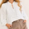 WhatsApp Image 2026-07-28 at 17.52.30 1 Blusa bordada lazo