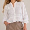 WhatsApp Image 2026-07-28 at 17.53.09 2 Blusa puntillas volados