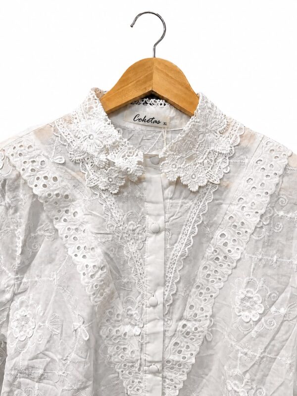 Camisa bordada guipur talles grandes