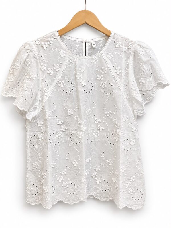 Blusa aplique flores